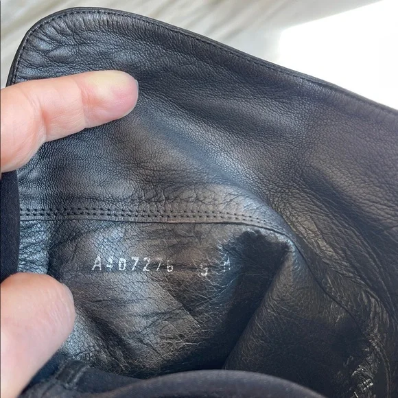 Stuart Weitzman 50:50 Leather Over the Knee Boots - Picture 5 of 5